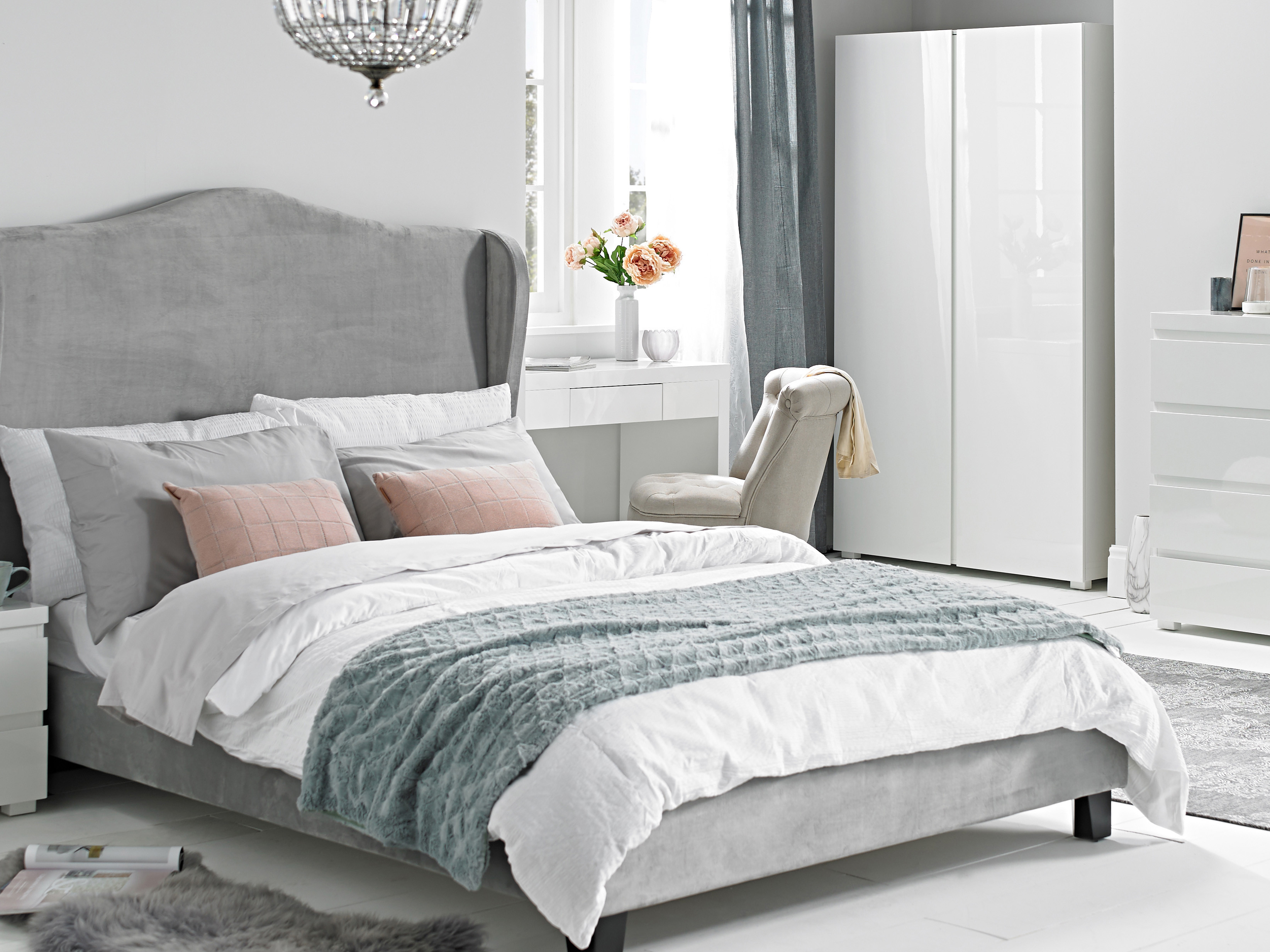 Chateaux 5.0 Kingsize Bed Silver